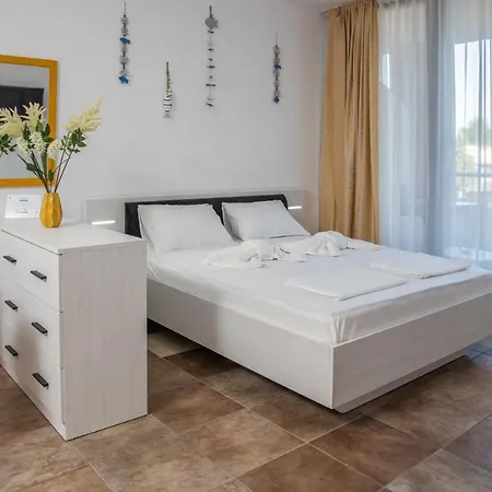 Stylish Flat In The Centre Of Sunny By Flаt Manаger Апартаменти Сонячний Берег