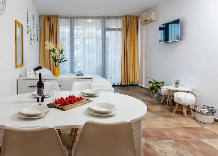 Stylish Flat In The Centre Of Sunny By Flаt Manаger Apartment Slantschew brjag