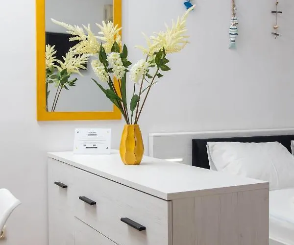 Stylish Flat In The Centre Of Sunny By Flаt Manаger Apartment Slantschew brjag